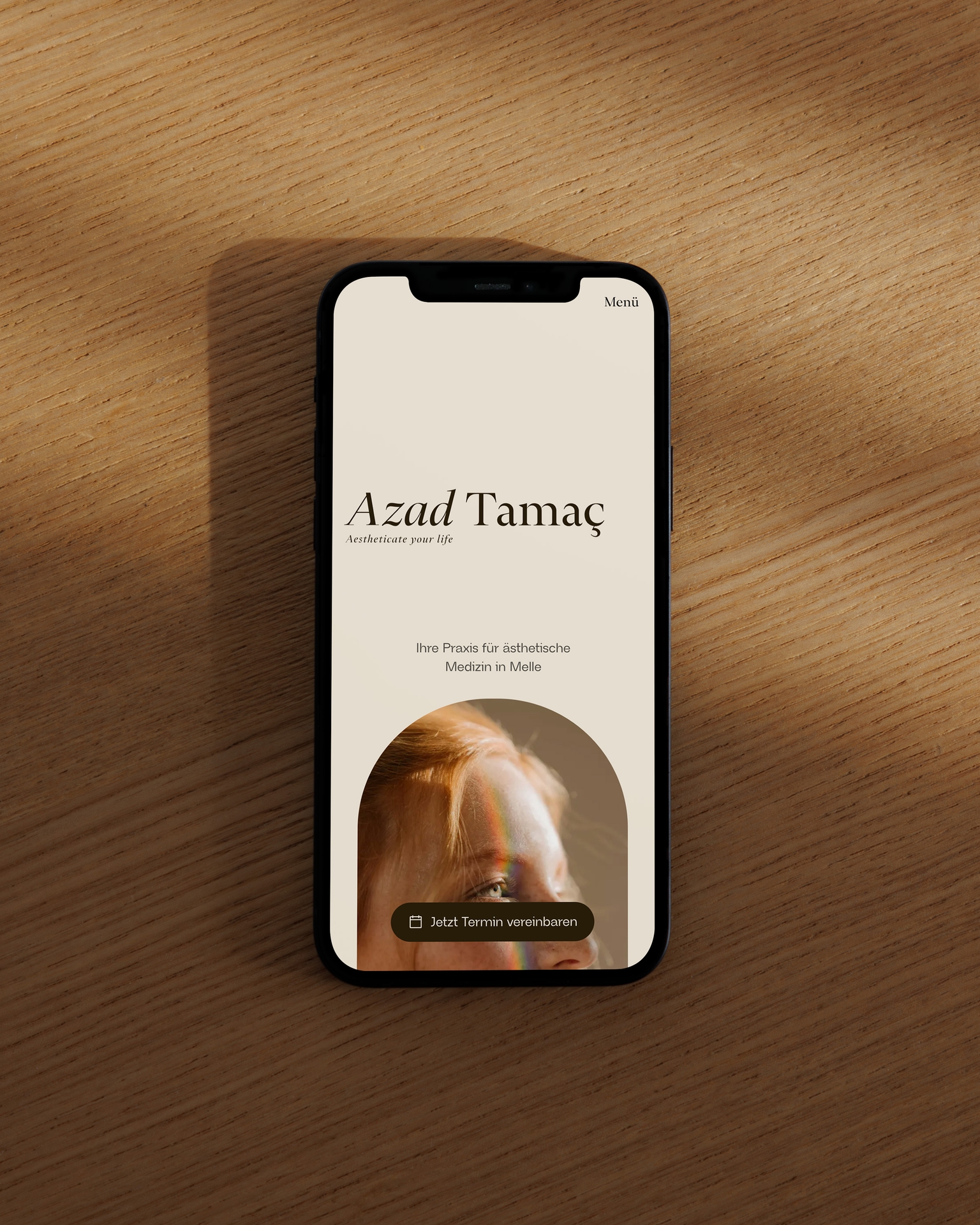 Azad Tamaç iPhone Mockup